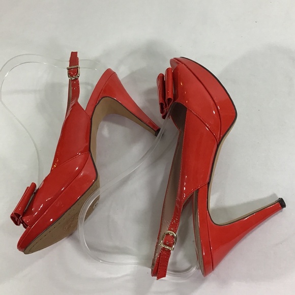 Vince Camuto Red Slingback Sandals - Picture 7 of 14
